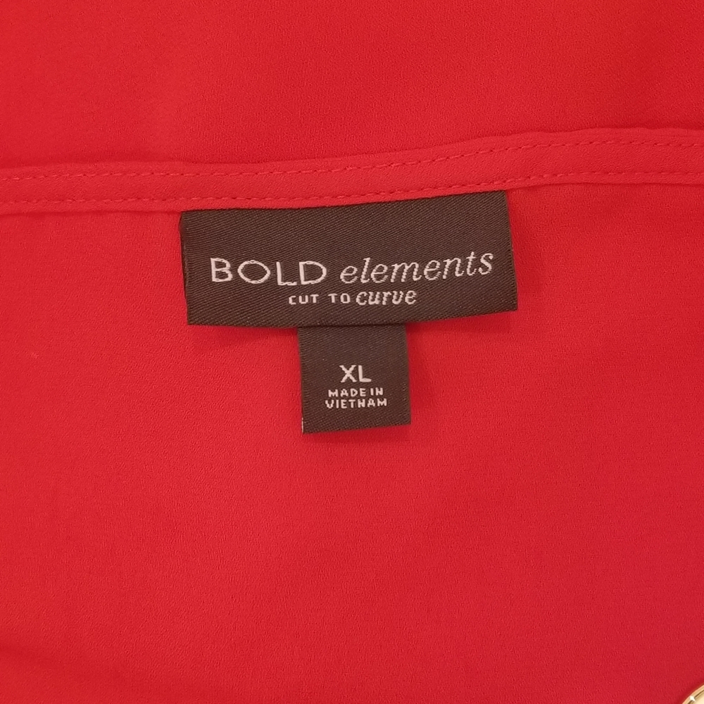 Cold Shoulder - Picture 5 of 6